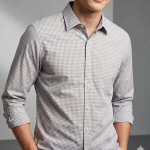 Banana Republic Purple Checkered Button Down Shirt 100 % Cotton Work Attire
